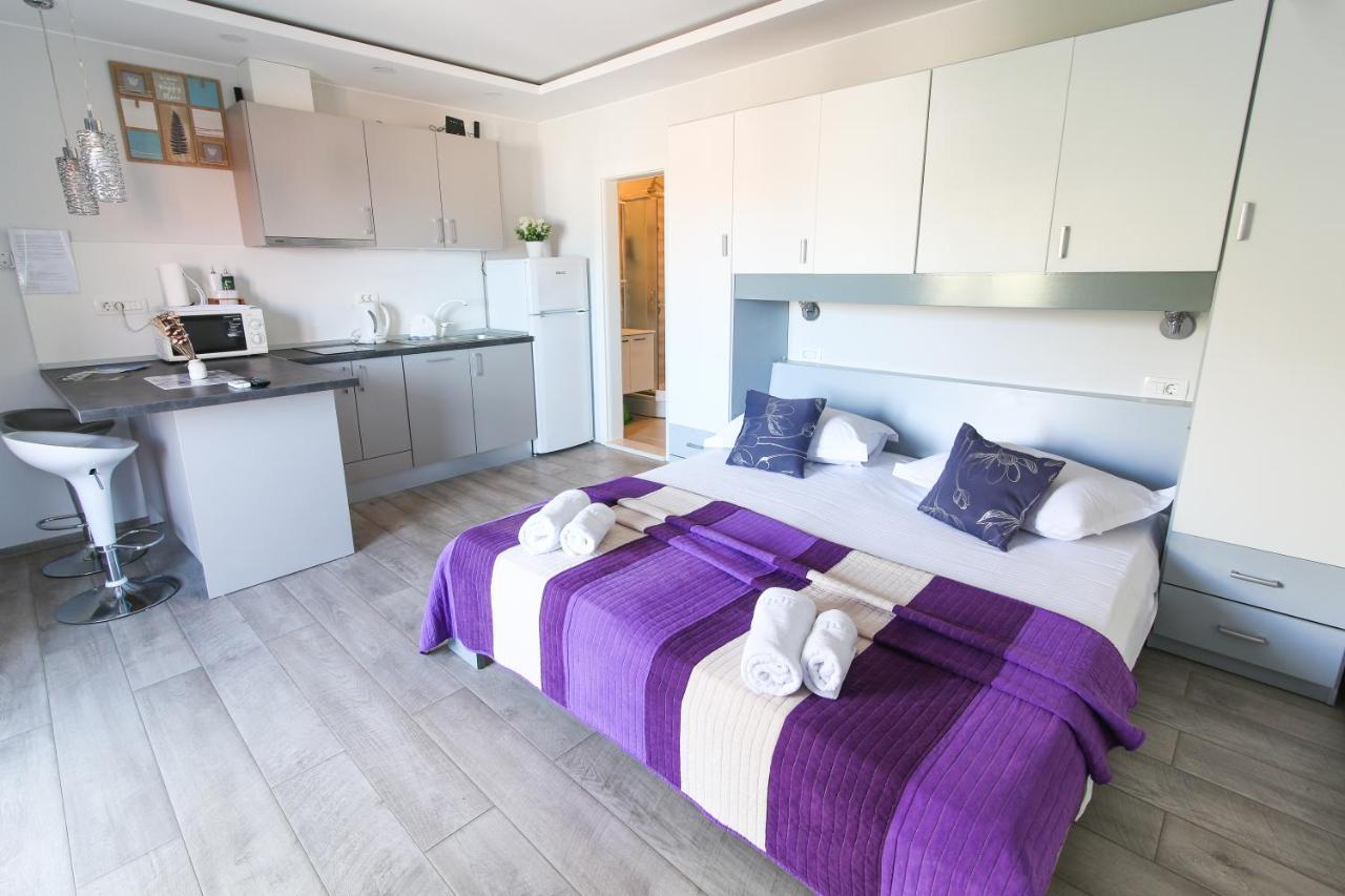 Apartments Viola Tučepi Buitenkant foto